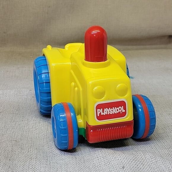 Vintage Hasbro Playskool Weebles Tractor/wagon and 2 Zoo Zoo shakers - Picture 2 of 11